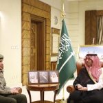 الأمير سعود بن جلوي يستقبل مدير جوازات منطقة مكة المكرمة