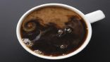 “إضافة الملح إلى القهوة الصباحية” تنتشر عبر الإنترنت لسبب غريب نوعا ما!.. هل ستجرب ذلك؟