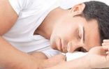 دراسة: النوم المتقطع يؤدي إلى الإصابة بشيخوخة الدماغ