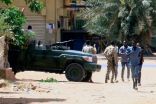 “السودان”.. خرق الهدنة وانقطاع الخدمات و”الدعم السريع”: سنسلم الجنود المصريين
