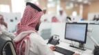“الموارد البشرية” تبيّن موقف الموظف السعودي العامل في القطاع الخاص من التوطين